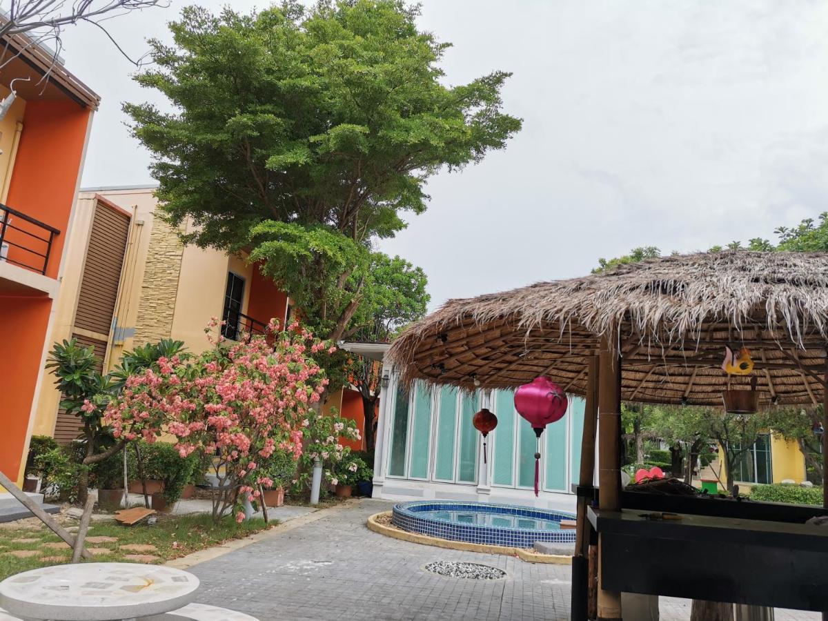 Bangkok.Grand.Resort Bangbo Kültér fotó