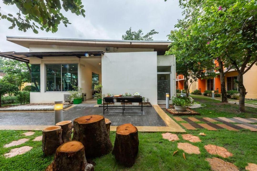 Bangkok.Grand.Resort Bangbo Kültér fotó