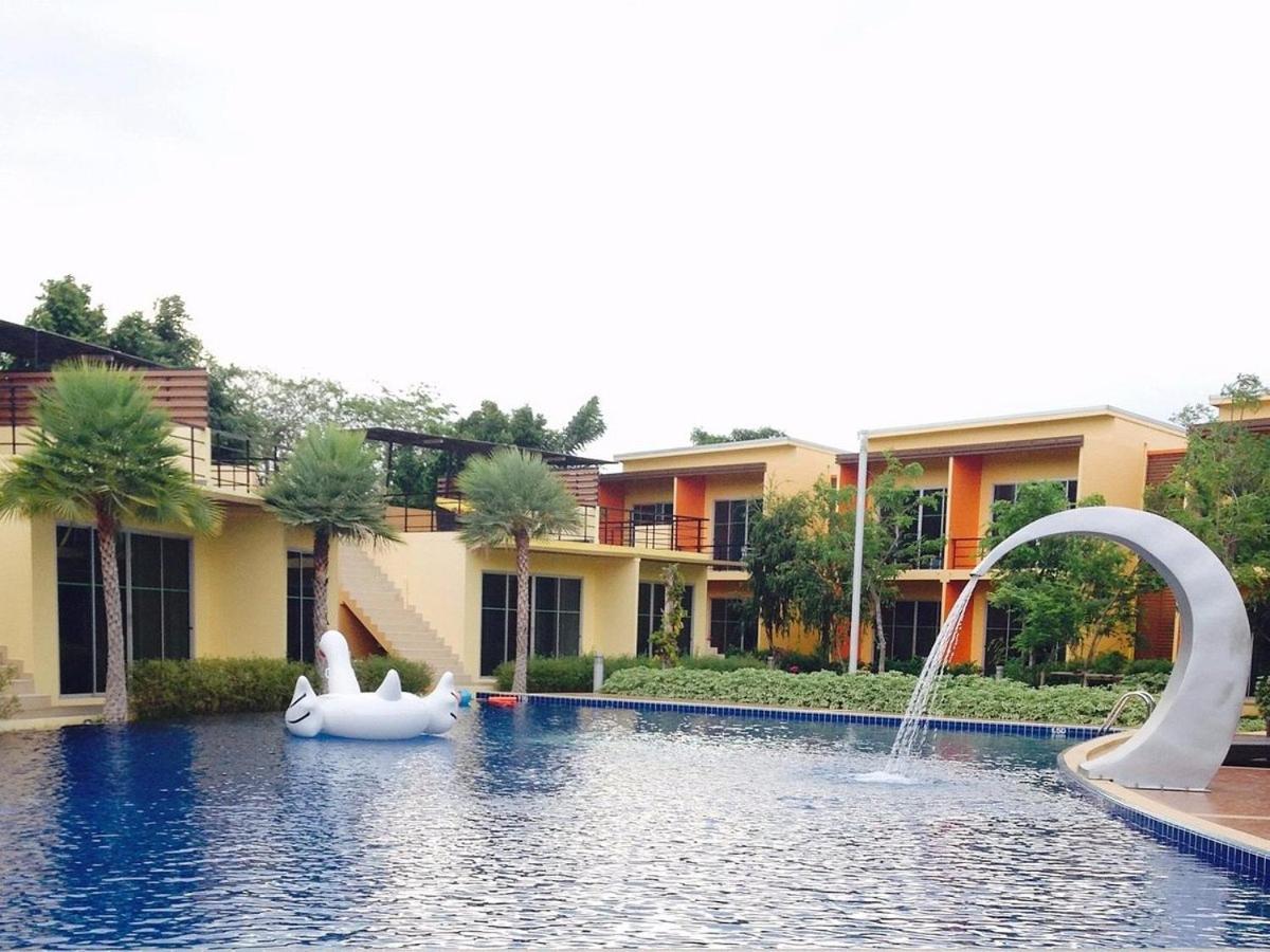 Bangkok.Grand.Resort Bangbo Kültér fotó