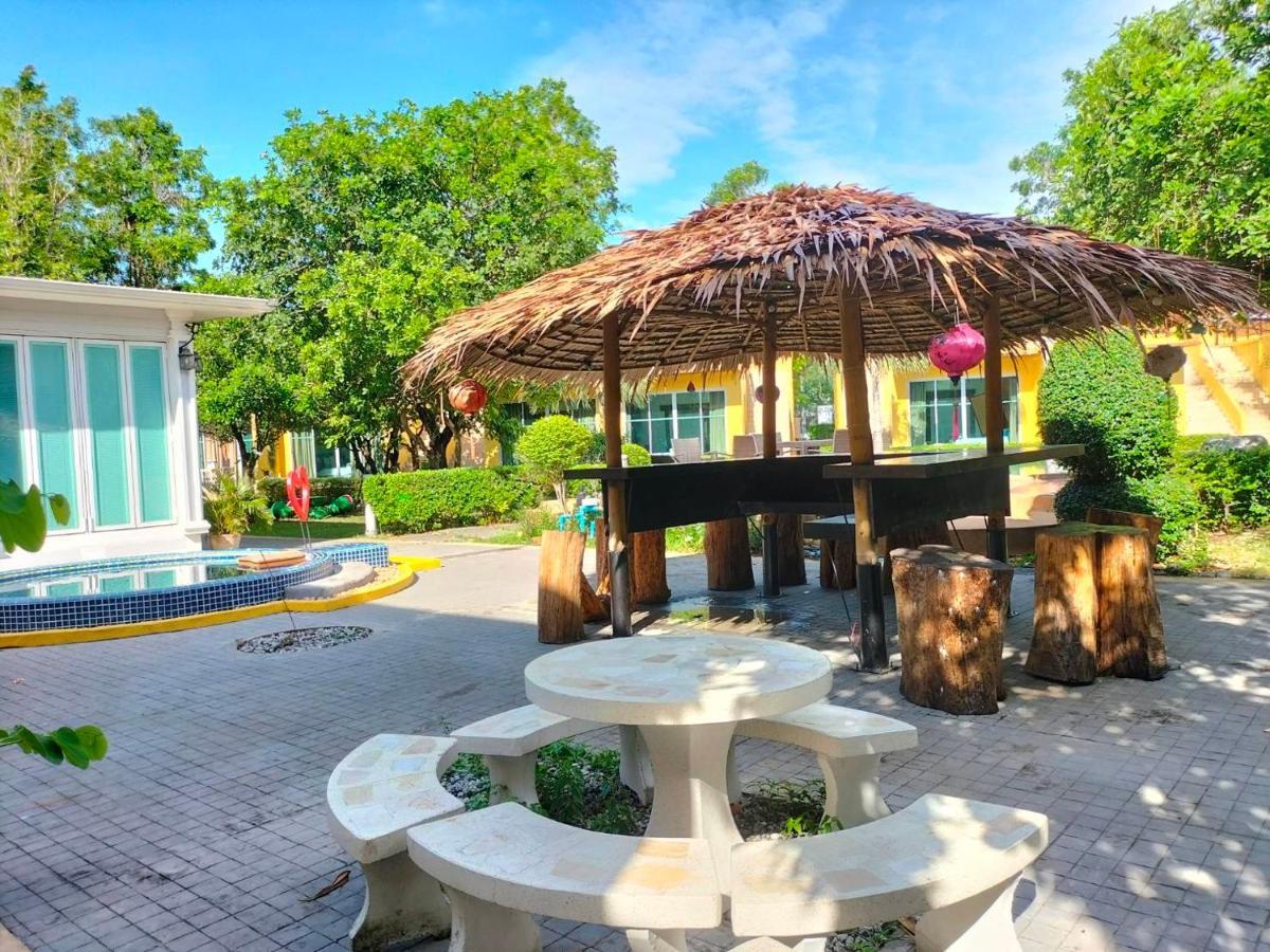Bangkok.Grand.Resort Bangbo Kültér fotó
